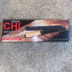 ORIGINAL CHI FLAT IRON BRAND NÉW -
